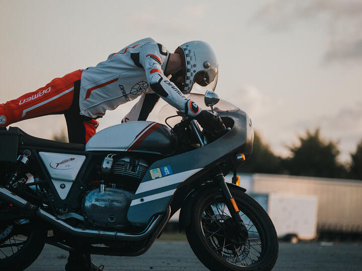 Moto, foto 2