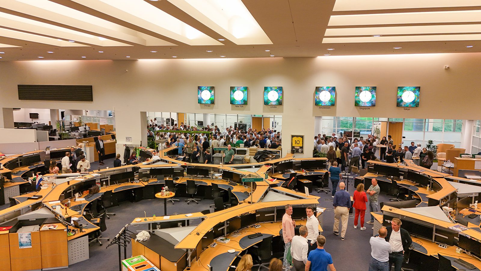 ABN AMRO Dealroom Closing