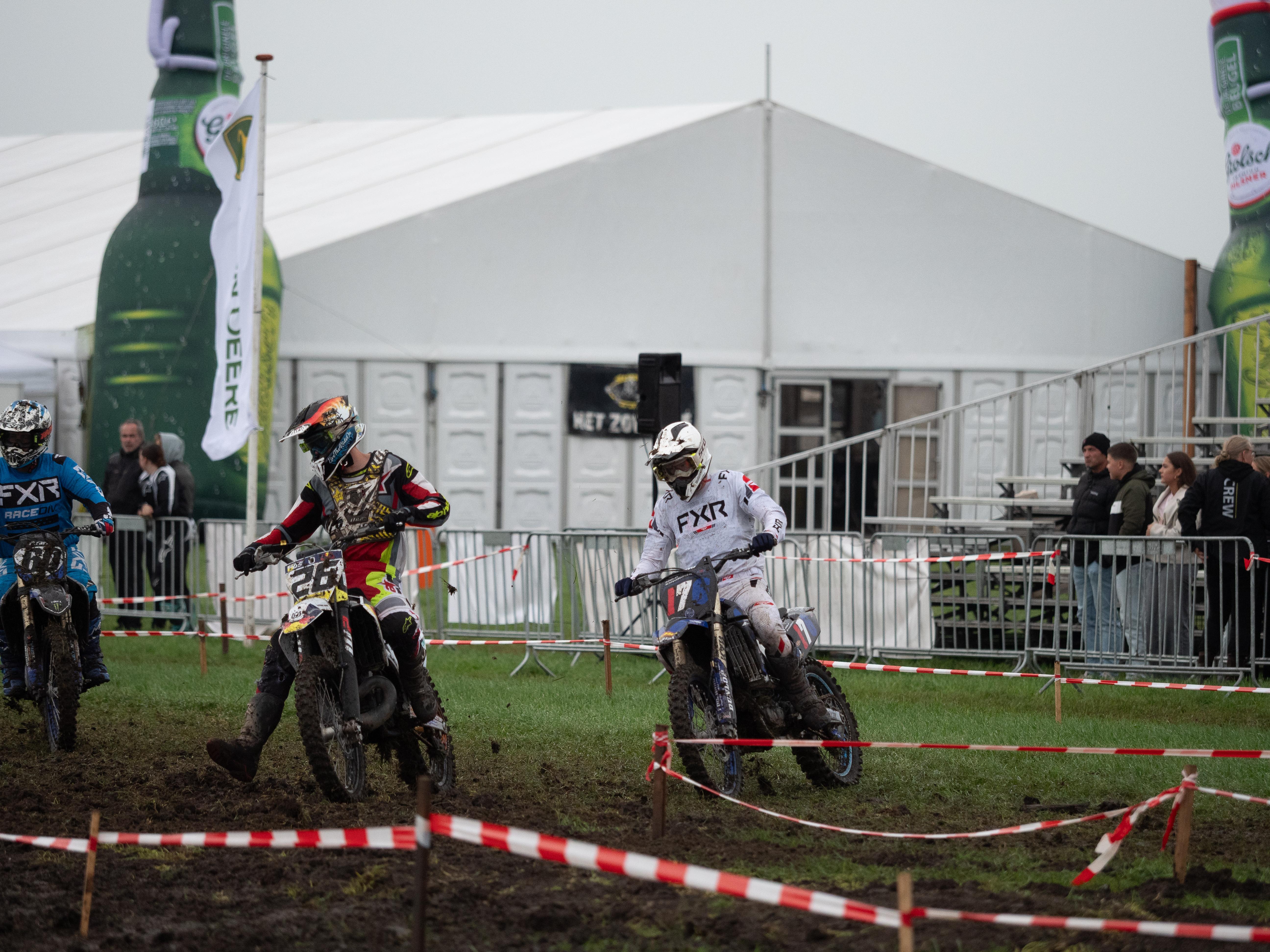 Motorcross hoofdfoto